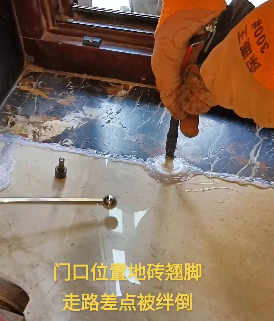 地面瓷砖空鼓的原因及措施有哪些(地面瓷砖空鼓的原因及措施有哪些方面) 地面瓷砖空鼓的原因及措施有哪些(地面瓷砖空鼓的原因及措施有哪些方面)